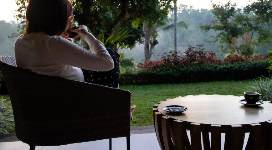 Essential Features to Include in Your Outdoor Living Space