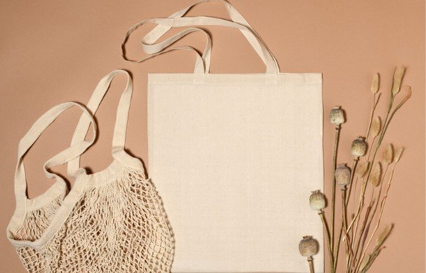 A Heavy-Duty, Sand-Free Mesh Tote